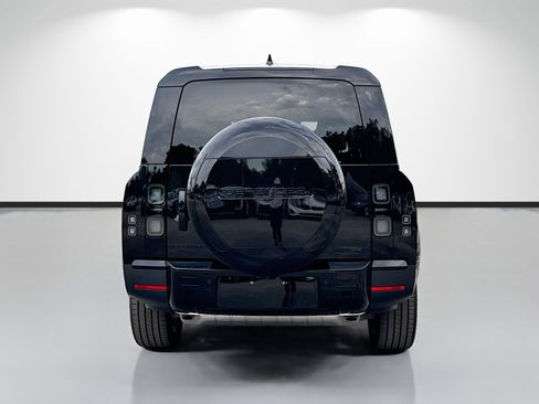 New 2026 Land Rover Defender 130 S AWD/4WD image 4