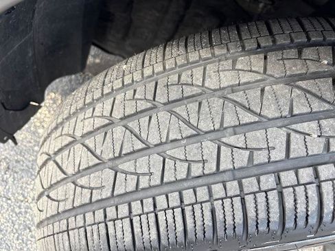 Certified 2023 INFINITI QX60 Luxe w/ Performance Audio Package image 28