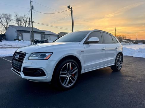 Used 2016 Audi SQ5 Premium Plus w/ Technology Package image 1