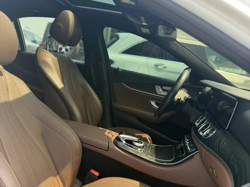 Used 2020 Mercedes-Benz E 350 4MATIC Sedan w/ Parking Assistance Package image 15