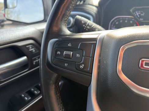 Used 2019 GMC Sierra 1500 SLT w/ SLT Premium Package AWD/4WD image 9