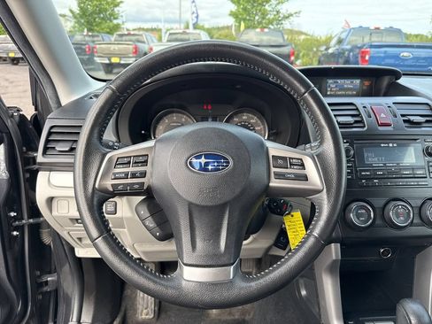 Used 2015 Subaru Forester 2.5i Limited w/ Popular Package #1 AWD/4WD image 22