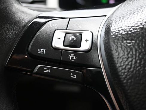 Used 2019 Volkswagen Atlas SEL Premium image 21