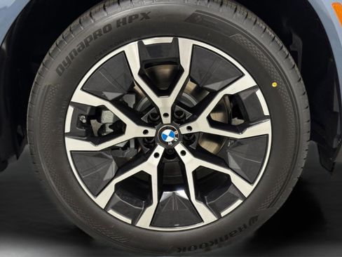 Certified 2025 BMW X3 xDrive30i w/ Premium Package image 9