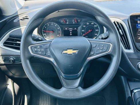 Used 2024 Chevrolet Malibu LT FWD image 13