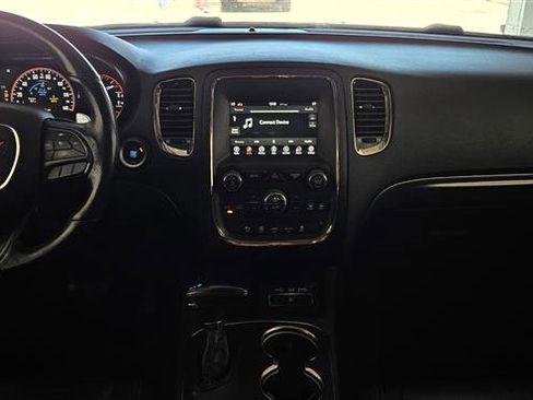 Used 2018 Dodge Durango GT image 9