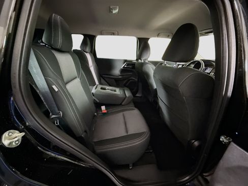 Used 2022 Mitsubishi Outlander ES AWD/4WD image 27