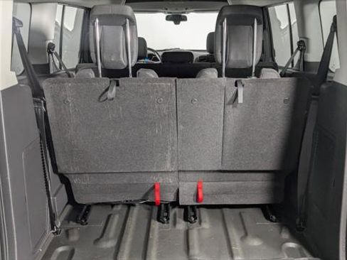 Used 2016 Ford Transit Connect XL image 17
