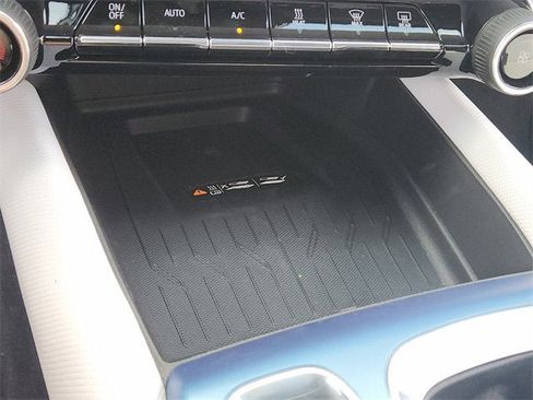 New 2026 Chevrolet Equinox EV LT image 20