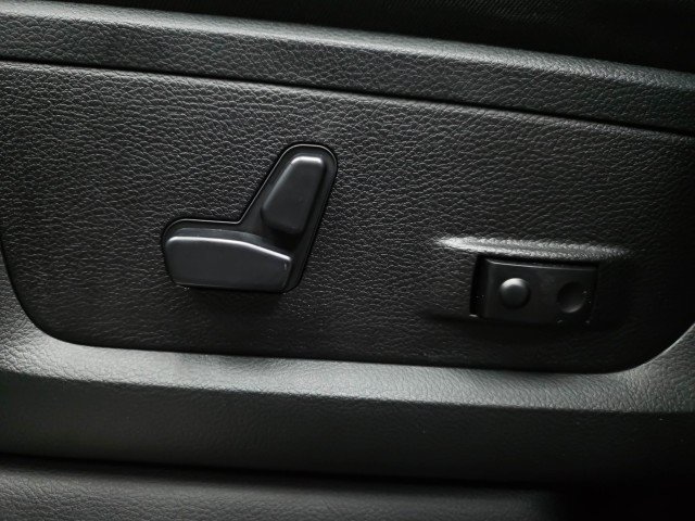 Used 2019 RAM 2500 Laramie AWD/4WD image 33