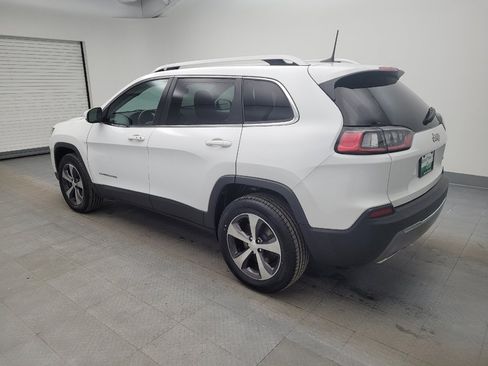 Used 2019 Jeep Cherokee Limited AWD/4WD image 3