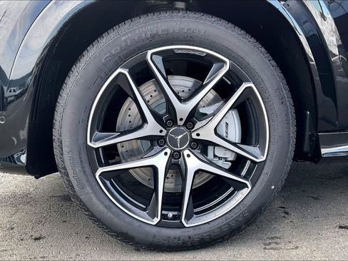 New 2026 Mercedes-Benz GLE 53 AMG 4MATIC Coupe image 11