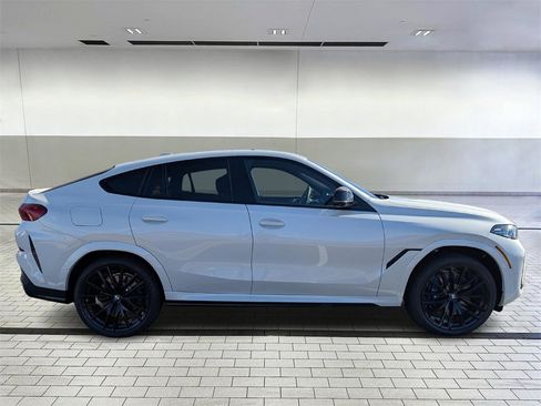 New 2026 BMW X6 M60i image 6
