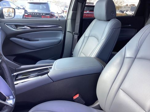 Used 2024 Buick Enclave Essence w/ Experience Buick Package image 12