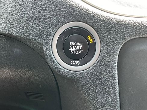 Certified 2022 Dodge Charger SXT image 23