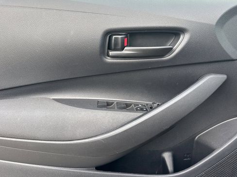 Used 2024 Toyota Corolla LE FWD image 11