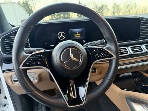 Used 2024 Mercedes-Benz GLE 450e 4MATIC w/ AMG Line Exterior image 15