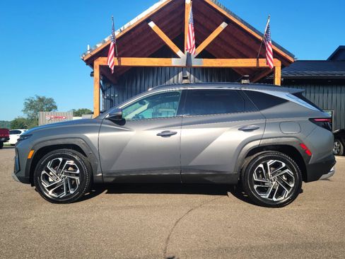 Used 2025 Hyundai Tucson Limited AWD/4WD image 21