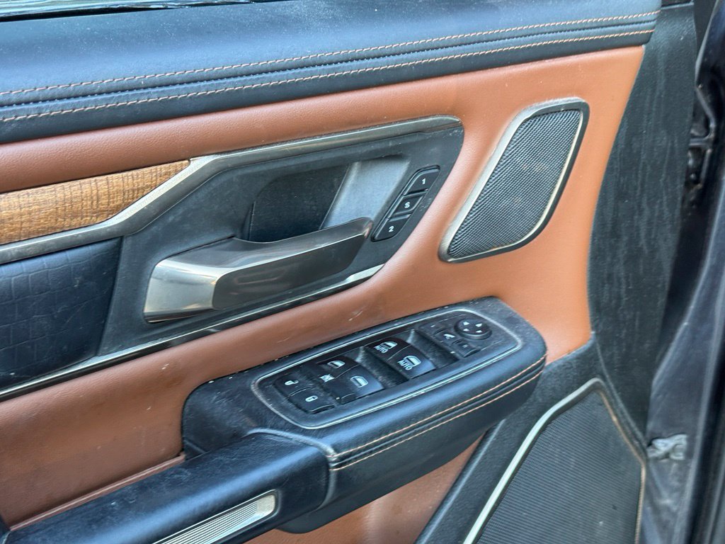 Used 2019 RAM 1500 Laramie Longhorn AWD/4WD image 13