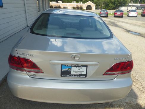 Used 2005 Lexus ES 330 FWD image 6