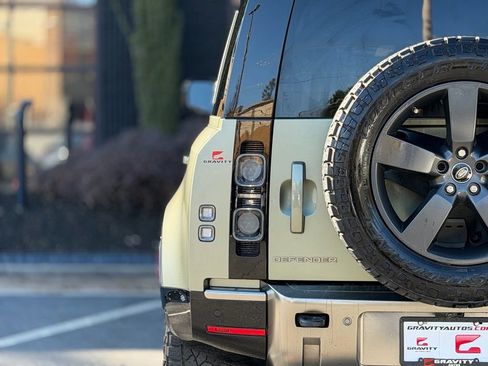 Used 2020 Land Rover Defender 110 X image 15