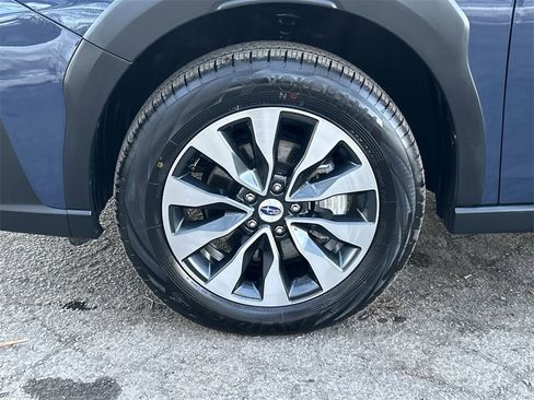 Certified 2023 Subaru Outback Limited image 10