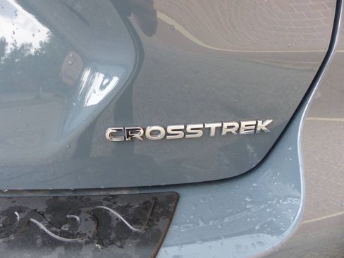 Used 2025 Subaru Crosstrek 2.5i Premium AWD/4WD image 8