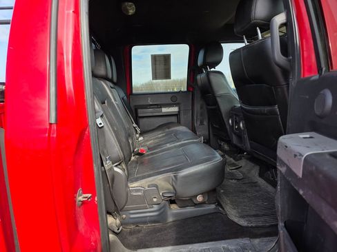 Used 2015 Ford F350 Lariat image 25