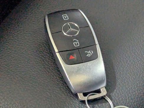 Used 2020 Mercedes-Benz CLA 250 image 23