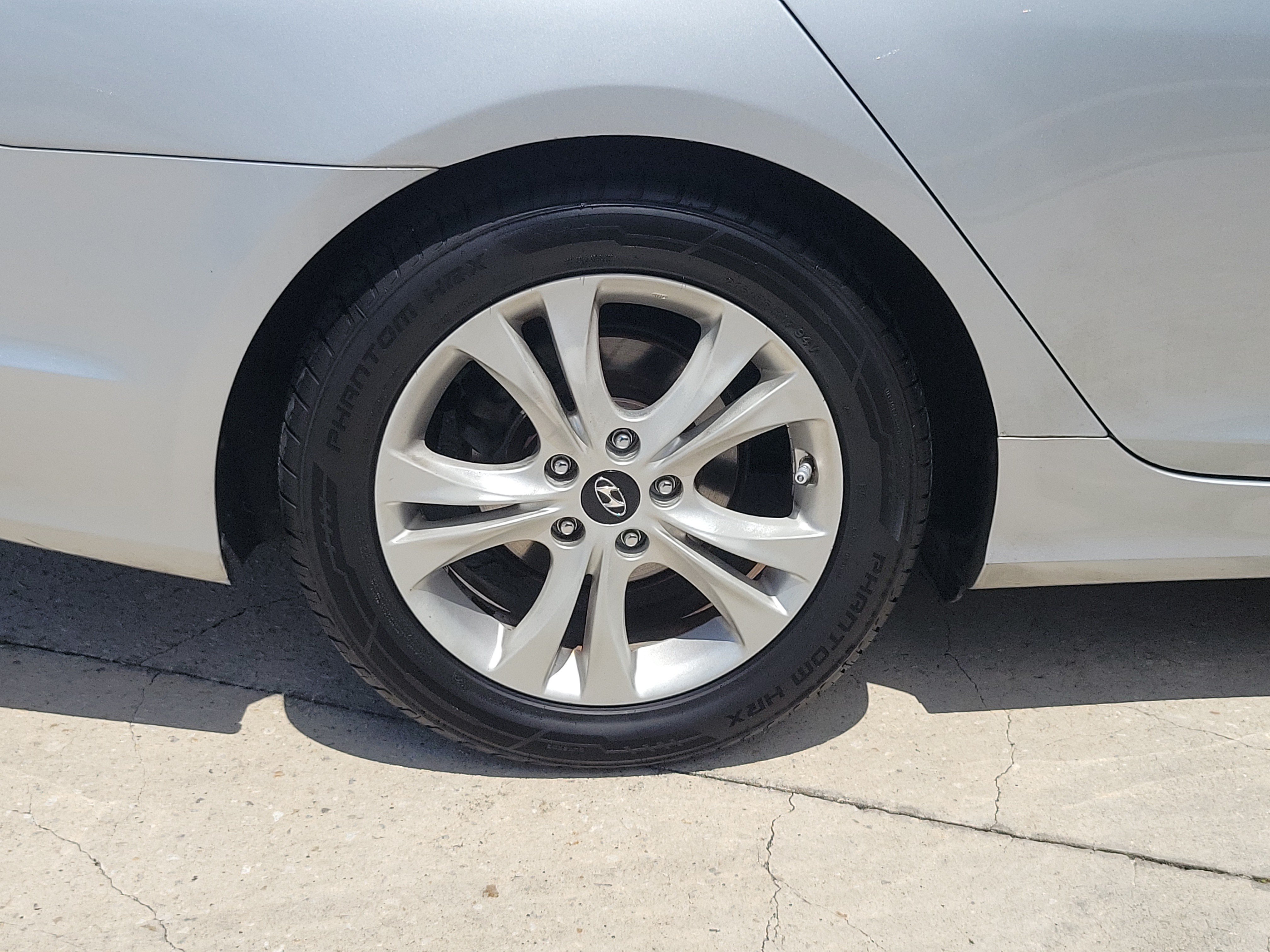 Used 2013 Hyundai Sonata Limited FWD image 5
