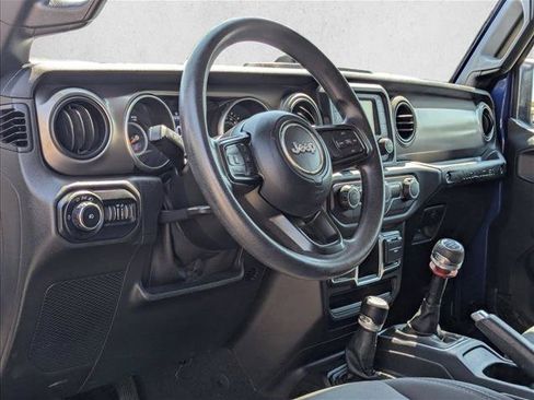 Used 2019 Jeep Wrangler Sport AWD/4WD image 10
