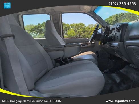 Used 2005 Ford F350 XL image 21