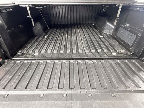 Certified 2022 Toyota Tacoma SR5 w/ Technology Package image 31