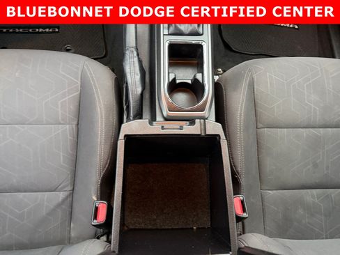Used 2016 Toyota Tacoma TRD Sport RWD image 21