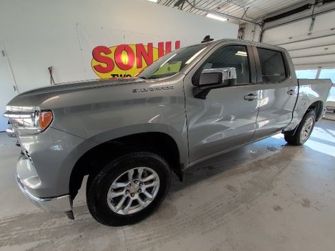 New 2026 Chevrolet Silverado 1500 LT image 2