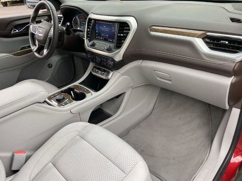 Used 2023 GMC Acadia SLE w/ Driver Convenience Package image 24