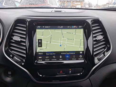 Used 2022 Jeep Cherokee Limited w/ Elite Package image 19