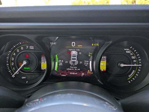 Used 2025 Jeep Wrangler Unlimited Sahara w/ Safety Group image 34