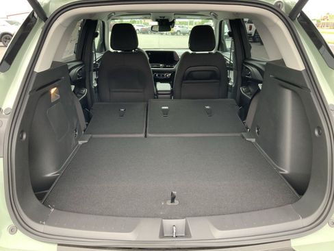 New 2026 Chevrolet TrailBlazer LT w/ Convenience Package FWD image 11