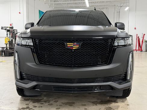 Used 2021 Cadillac Escalade Sport AWD/4WD image 6