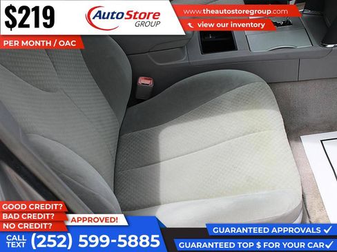 Used 2009 Toyota Camry SE FWD image 12