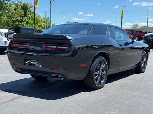 Used 2020 Dodge Challenger GT w/ Blacktop Package AWD/4WD image 8