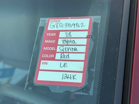 Used 2008 Toyota Sienna LE FWD image 12