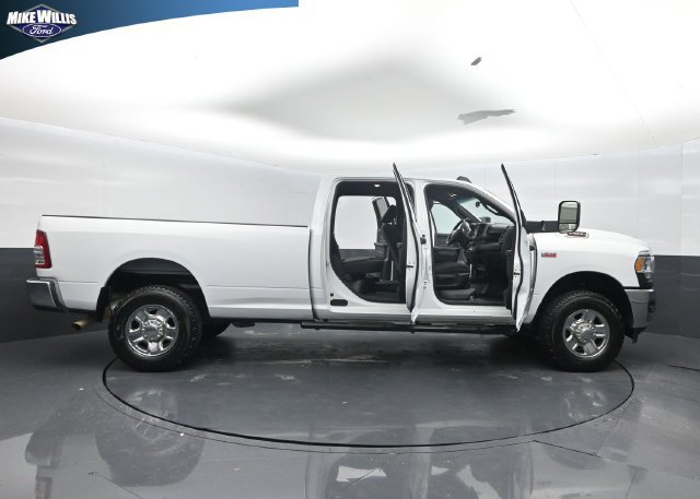 Used 2022 RAM 2500 Tradesman AWD/4WD image 27