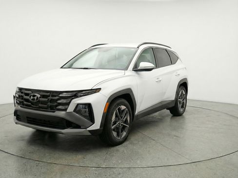 Used 2025 Hyundai Tucson SEL image 3