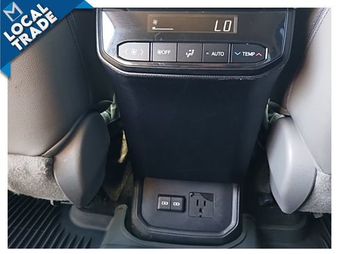 Used 2023 Toyota Highlander Limited w/ Protection Package #3 (TMS) AWD/4WD image 32