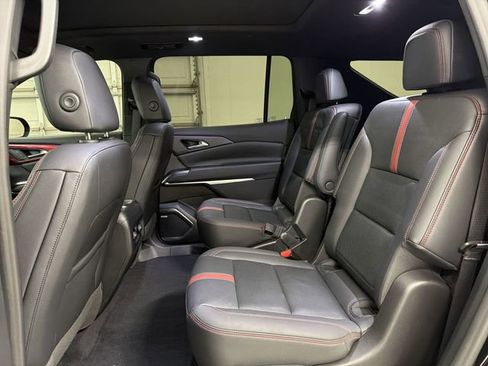 Certified 2024 Chevrolet Traverse RS w/ LPO, Floor Liner Package image 20