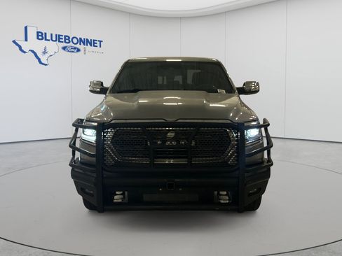 Used 2019 RAM 1500 Limited RWD image 2