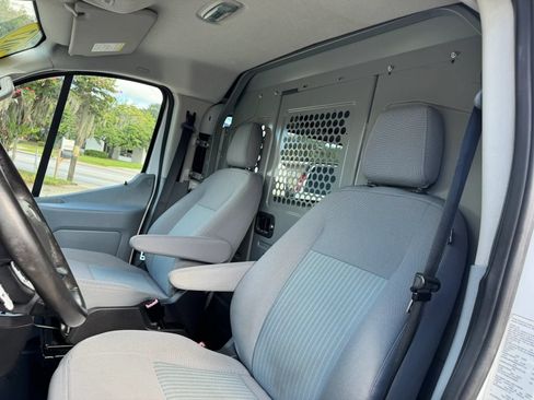 Used 2017 Ford Transit 150 130 Low Roof RWD image 20