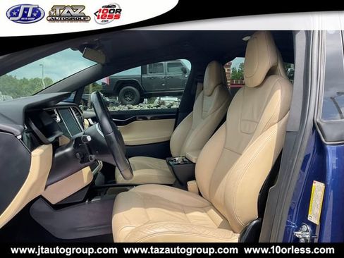 Used 2017 Tesla Model X 75D AWD/4WD image 10
